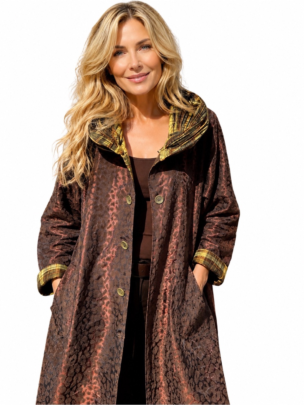 UbU Reversible raincoat. Beautiful addition to your wardrobe.